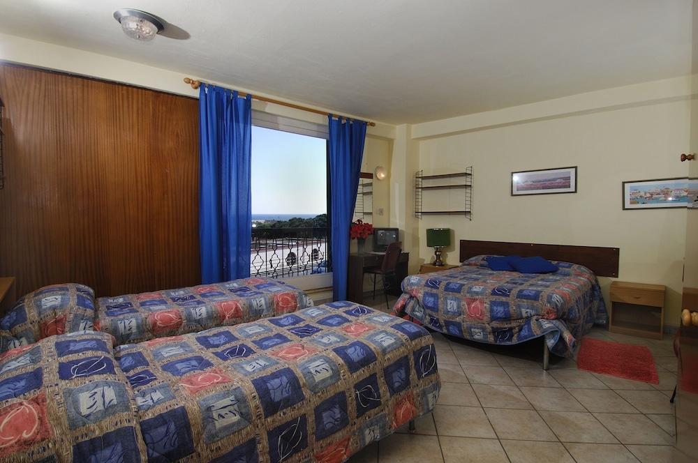 Hotel Nettuno Діано-Марина Екстер'єр фото