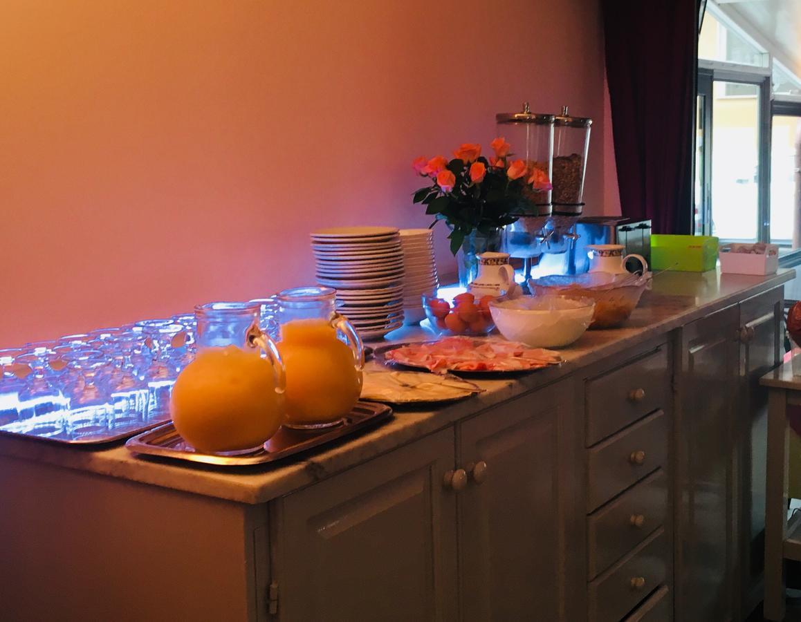 Hotel Nettuno Діано-Марина Екстер'єр фото