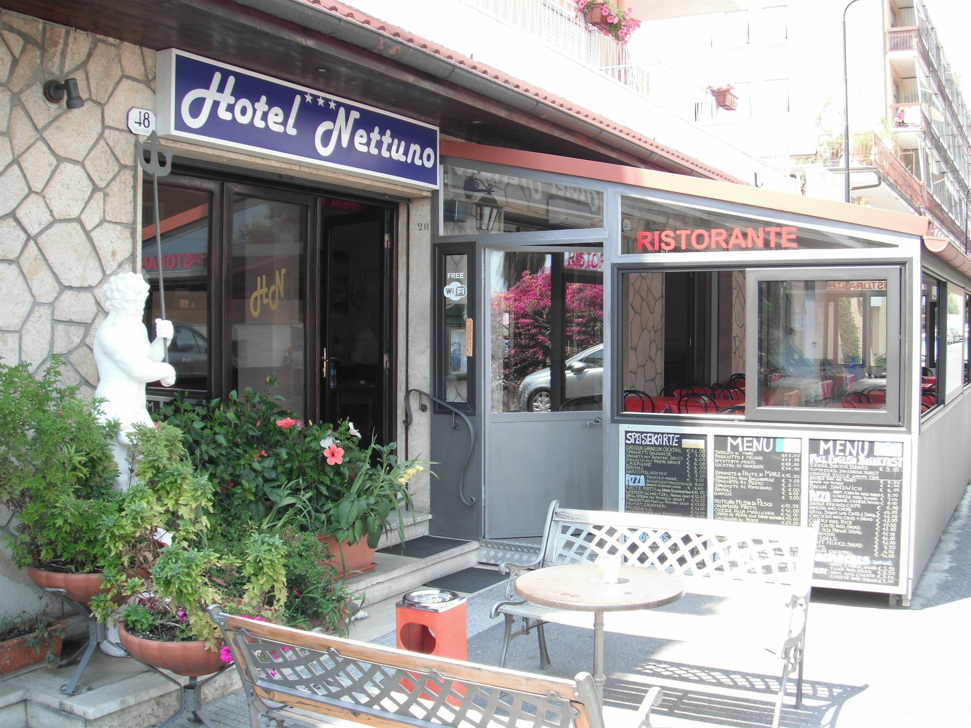 Hotel Nettuno Діано-Марина Екстер'єр фото