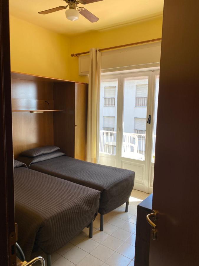 Hotel Nettuno Діано-Марина Екстер'єр фото