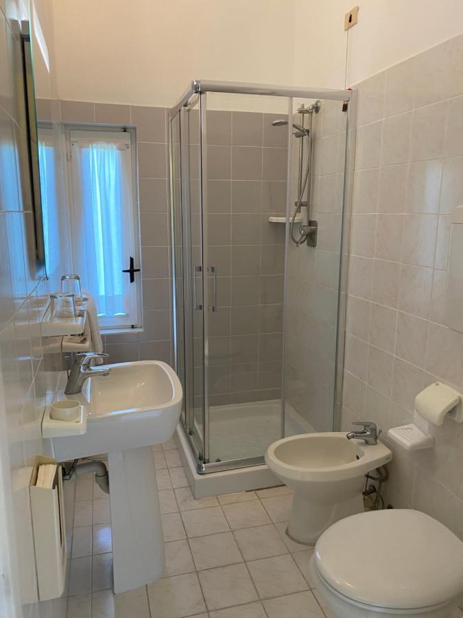 Hotel Nettuno Діано-Марина Екстер'єр фото